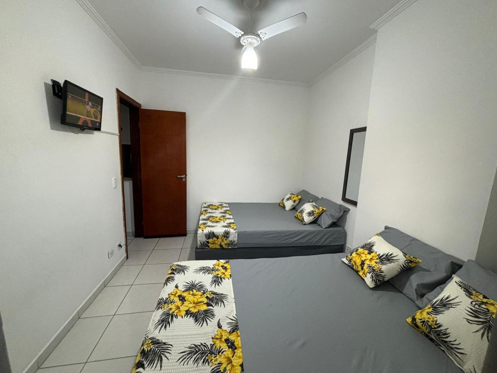 Lindo Apto 300M Praia Da Ocian E Centro - Vista Mar- Varanda Sacada - Wi-Fi 300 Mbps - Vaga De Garagem - Acomoda Ate 6 Pessoas Daire Praia Grande Dış mekan fotoğraf